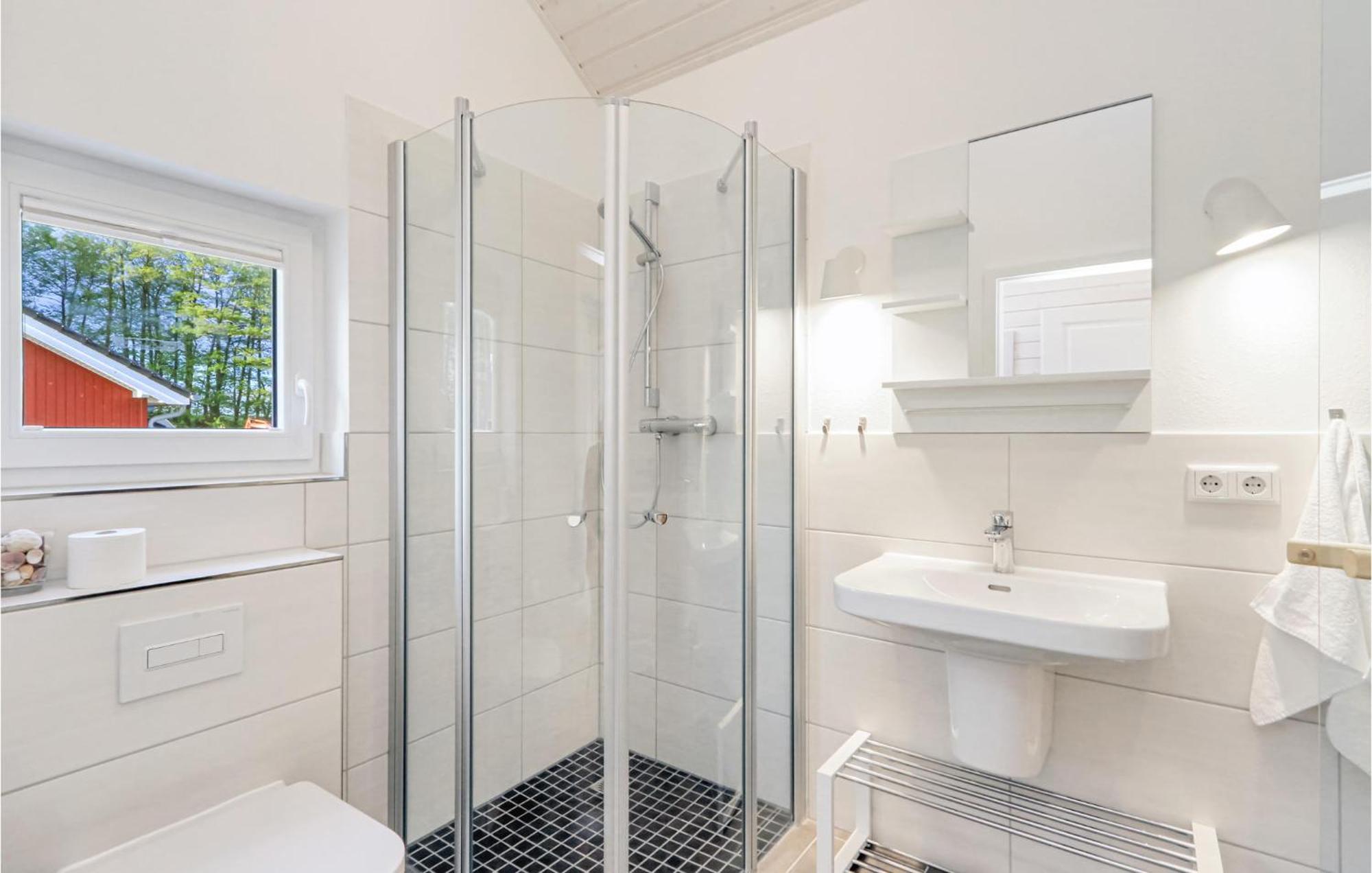 Cozy Home In Krems Ii-Warderbrueck With Wifi Gols Exterior photo
